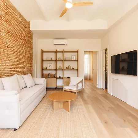 Bravissimo Santa Clara 30, Monthly Apartment Girona