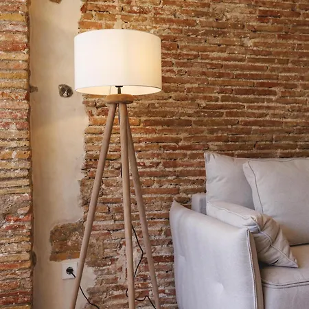 Bravissimo Santa Clara 30, Monthly * Girona